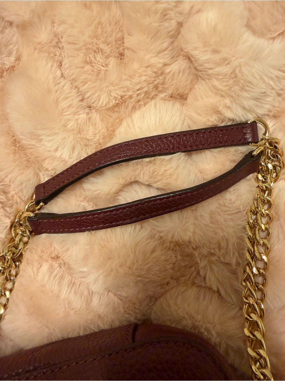 Michael Kors Women's Burgundy Leather Chain-Handle Shoulder Bag - Picture 6 of 9